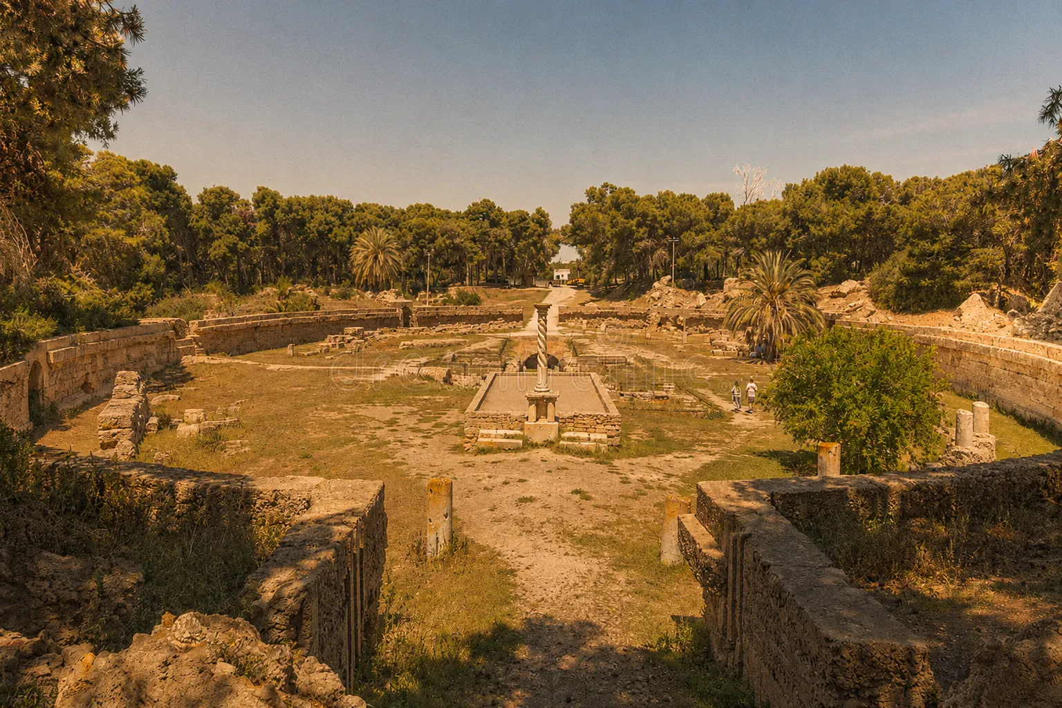 Las galerías subterráneas del anfiteatro romano de Cartago