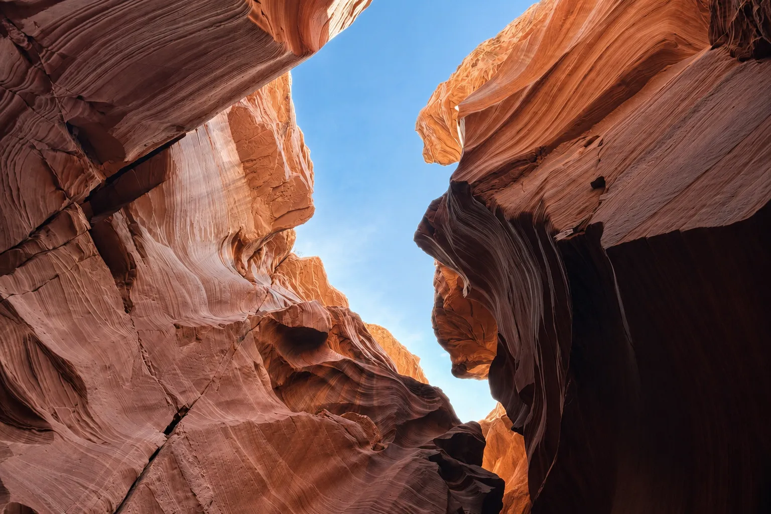 El Antelope Canyon, con sus paredes de arenisca onduladas